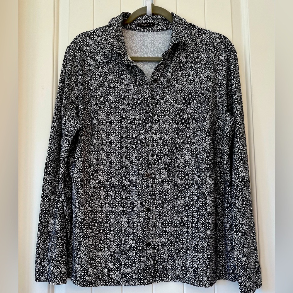 NWOT Women’s Button Down Long Sleeve Blouse XL